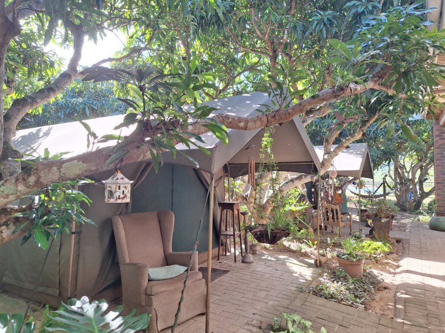 6 Bedroom Property for Sale in Kei Mouth Eastern Cape